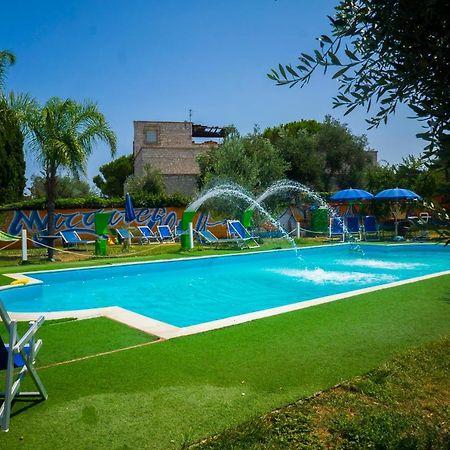 ג'ובינאצו Paradise Beb מראה חיצוני תמונה